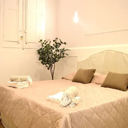 Tosca Apartment *
