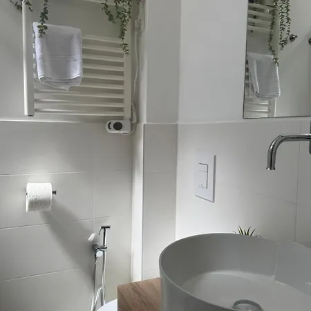 Tosca Apartment *